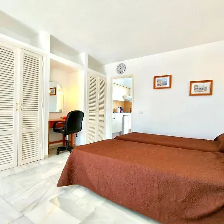 Appartement Estudio Solo Adultos A 9 Minutos A Pie De La Playa, Freewifi, Piscina Y Cerca De Playa De Las Americas En Sur De Tenerife *