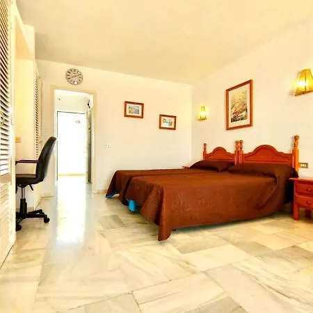 Estudio Solo Adultos A 9 Minutos A Pie De La Playa, Freewifi, Piscina Y Cerca De Playa De Las Americas En Sur De Tenerife Lägenhet Costa Adeje (Tenerife)